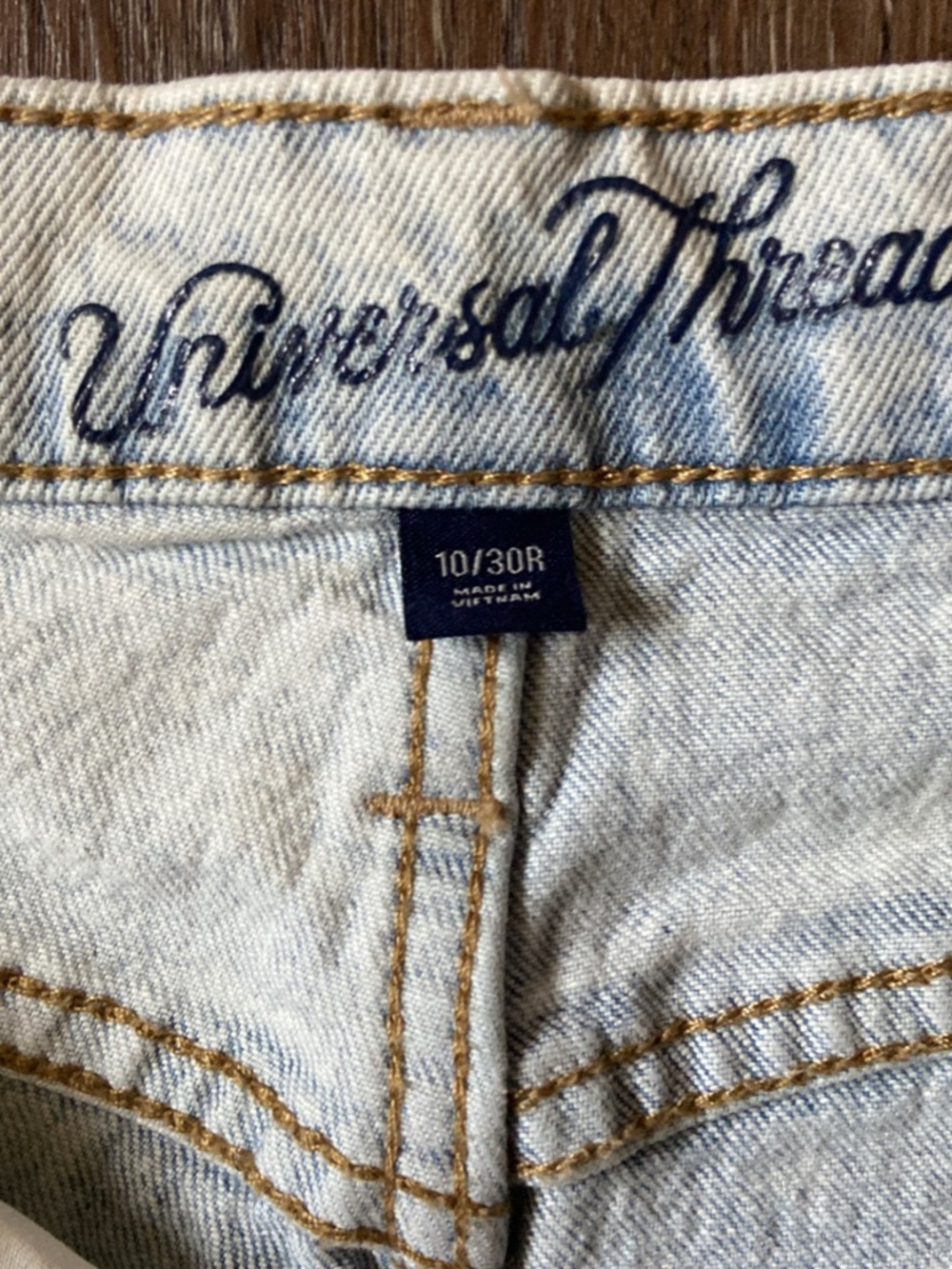 Universal Thread Jeans - Picture 3 of 3